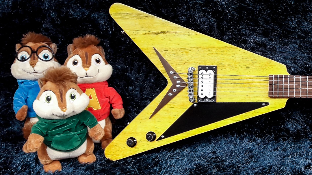 Modelo: Flying V Kid / Ano 2019