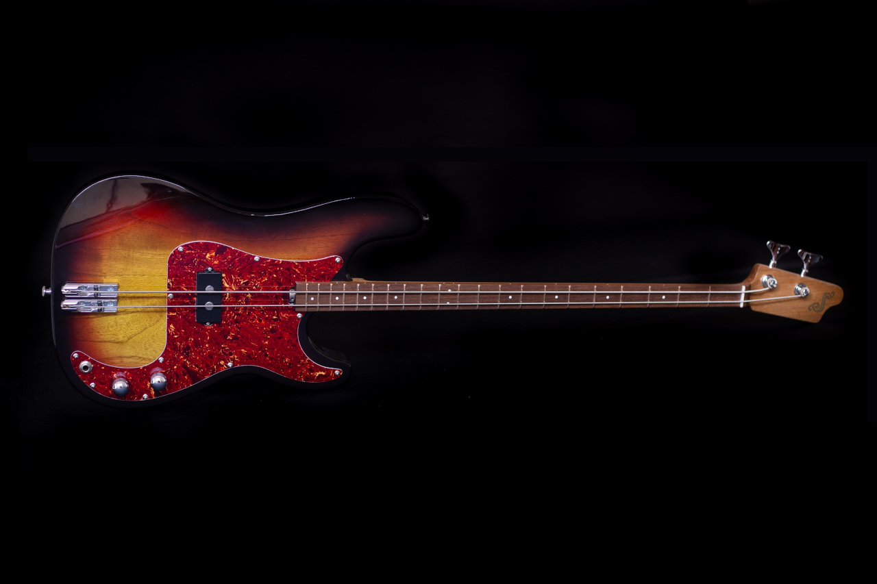 Modelo: P-Bass 2C / Ano 2025 / Artista: Buddy Cannon